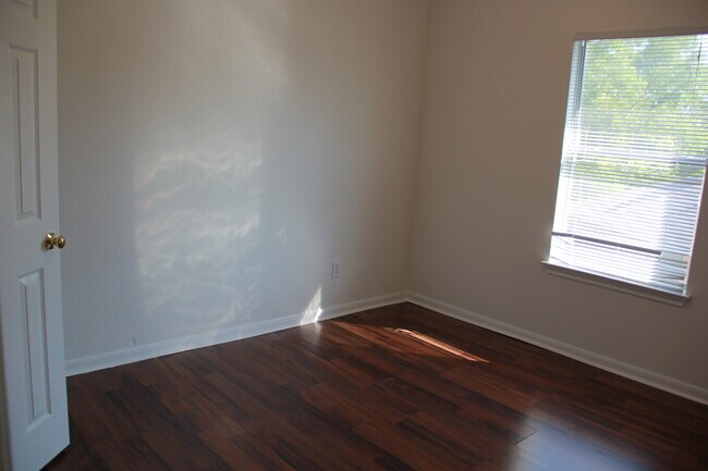 Building Photo - NORTH -   Harris Ridge SBDV