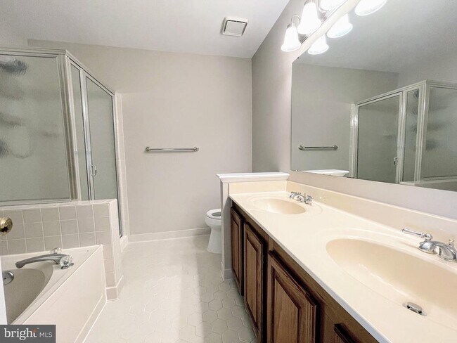 Building Photo - 11812 Great Owl Cir