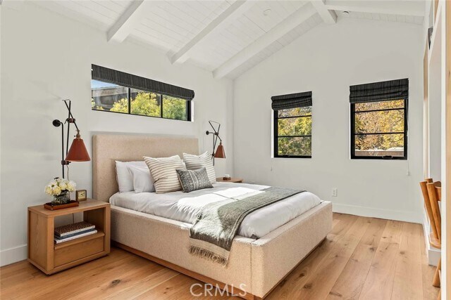 Building Photo - 738 San Lorenzo St