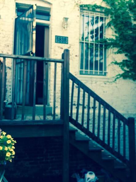 Building Photo - 1818 S St NW