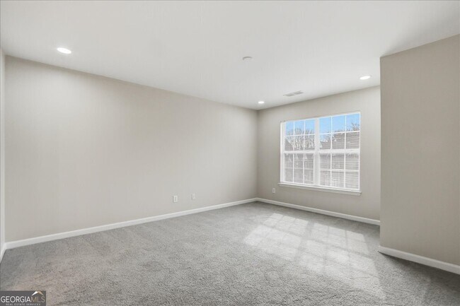 Building Photo - 5630 Lawley Rd