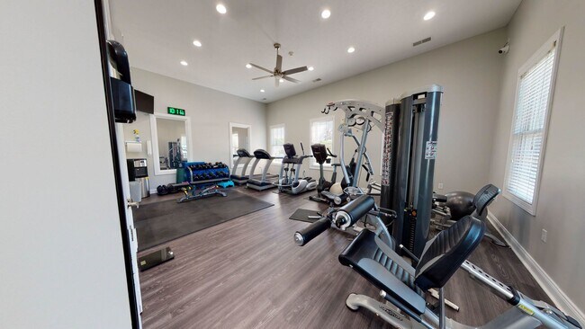 Building Photo - First Floor Rear View Three Bedroom in a Gated Community!