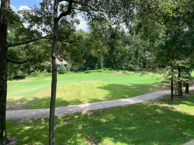 Building Photo - 3BR/2BA Condo in Haile Plantation - Availa...