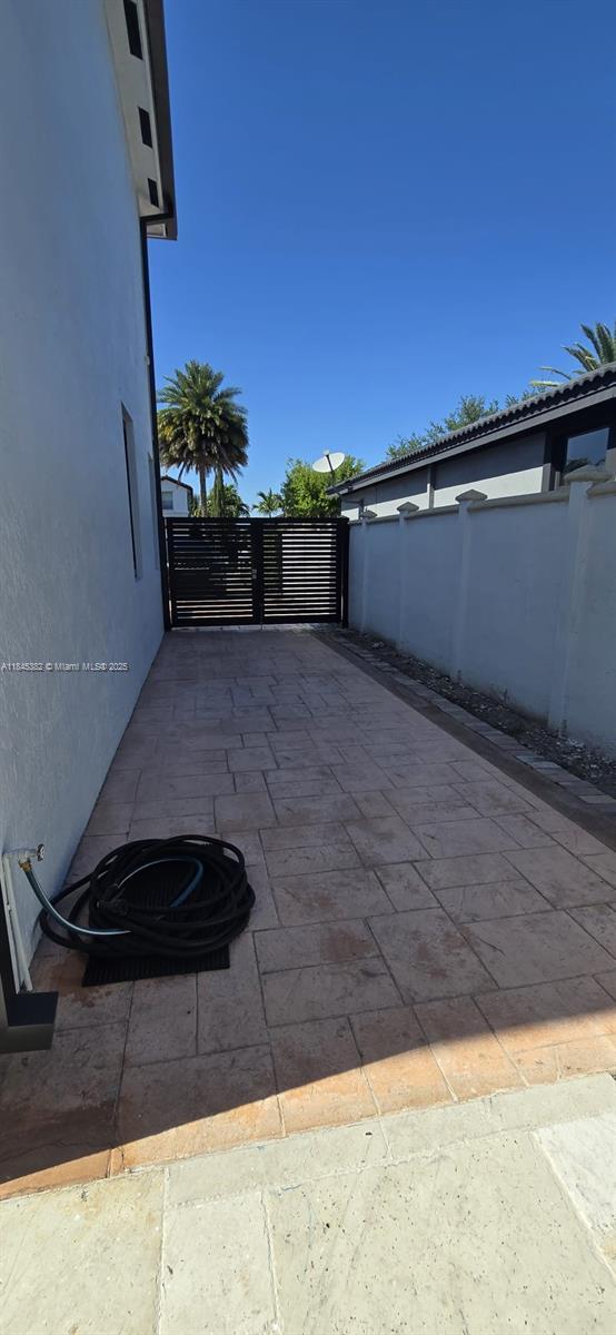 Building Photo - 14876 SW 25th Ln