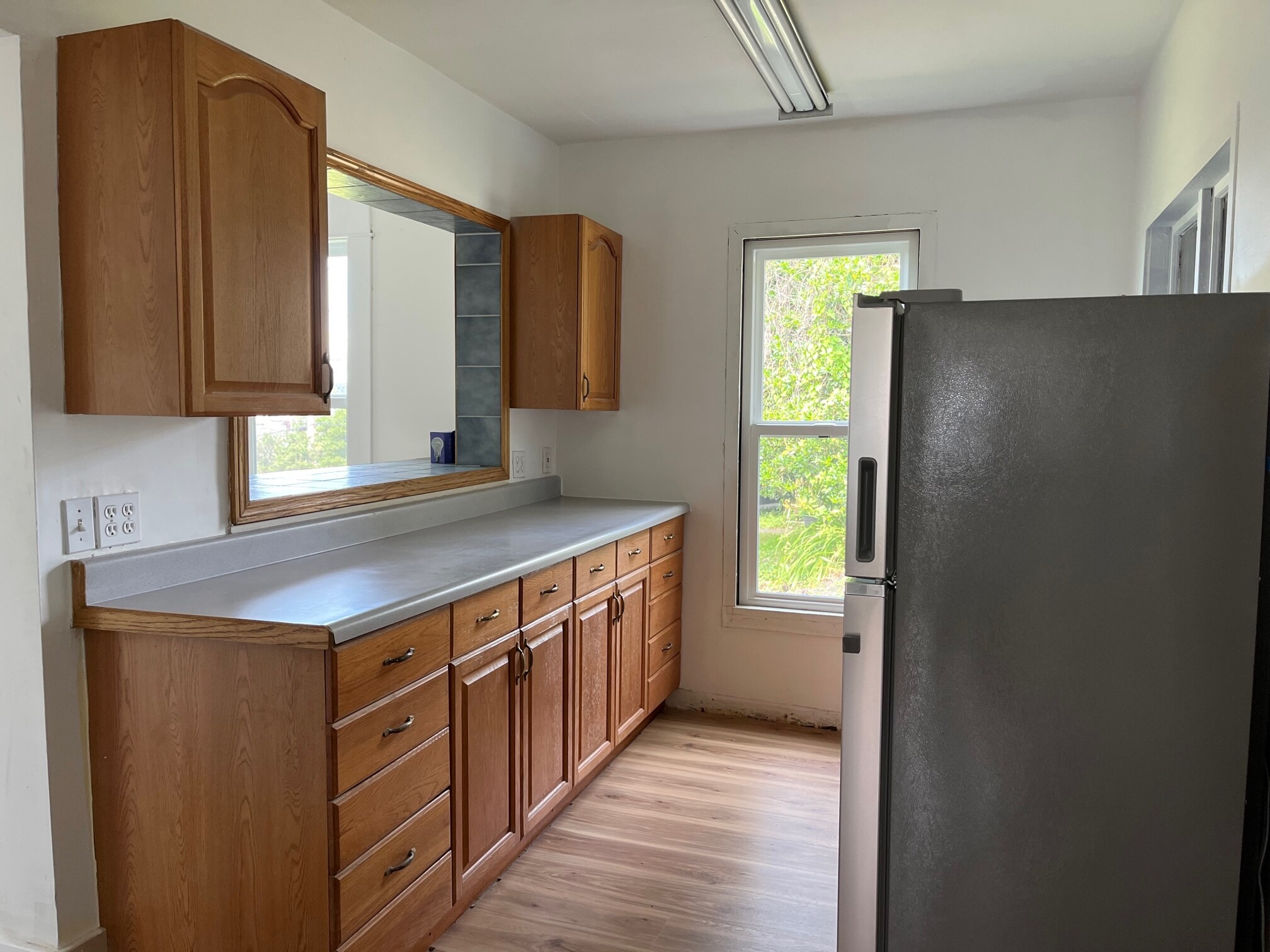 Building Photo - 520 Boulevard