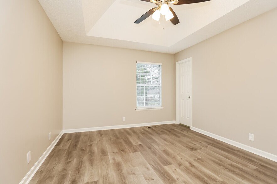 Building Photo - 3341 Oak Timber Dr