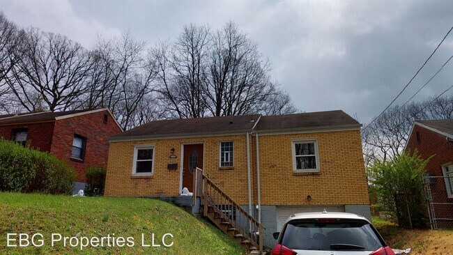 Primary Photo - 2 br, 1 bath House - 3377 W Prospect Ave