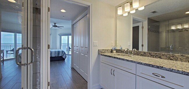 Building Photo - For rent condo Space Coast River Front