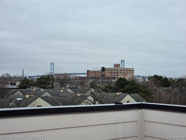 Building Photo - 1640 Bagley St