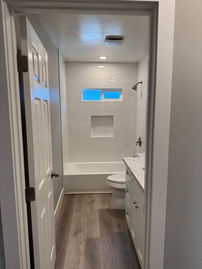 Building Photo - 2987 54th St