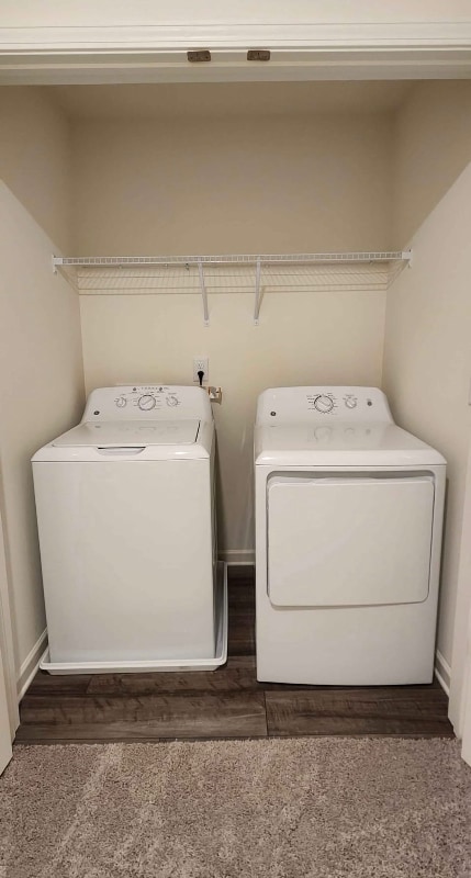 Building Photo - 300 Hynes Dr