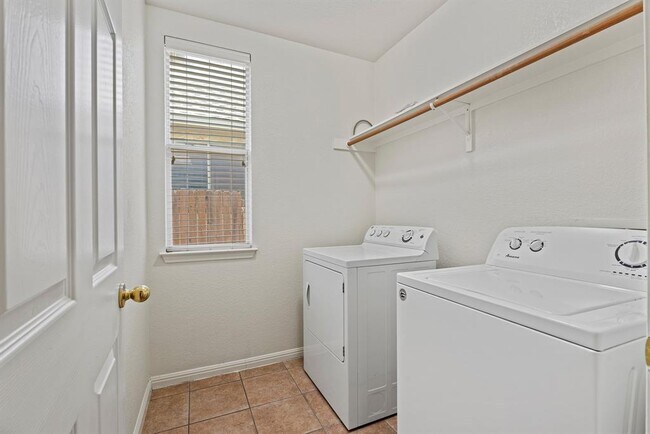 Building Photo - 13125 Appaloosa Chase Dr