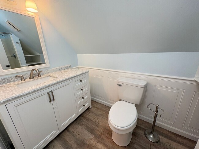 Building Photo - 3 Bedroom, 2 Bathroom House in Lewisville!