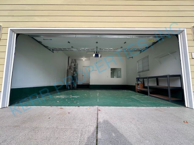 Building Photo - 20598 NE Shore View Dr