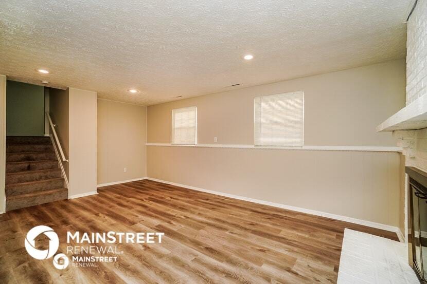 Building Photo - 6710 Skywae Dr
