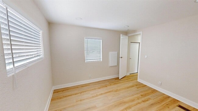 Building Photo - 135 Hilson Ct