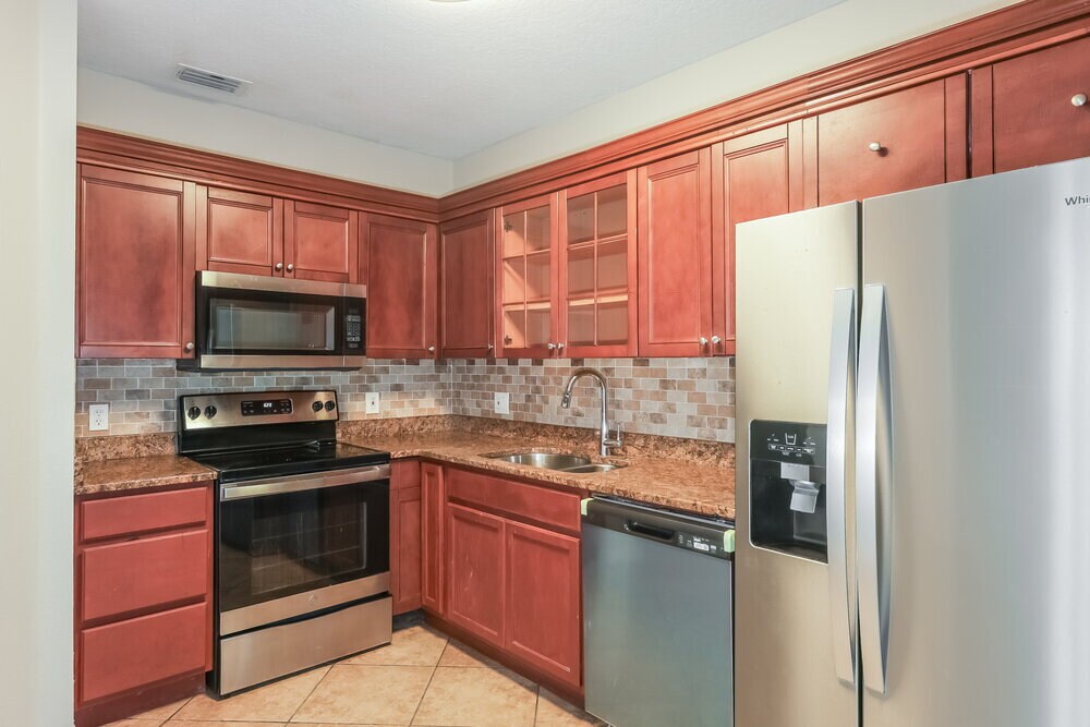 Building Photo - 914 Lake Shore Ranch Dr