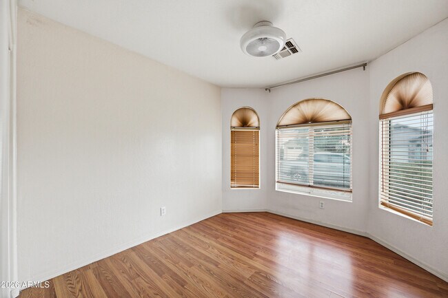Building Photo - 4512 E Windsong Dr