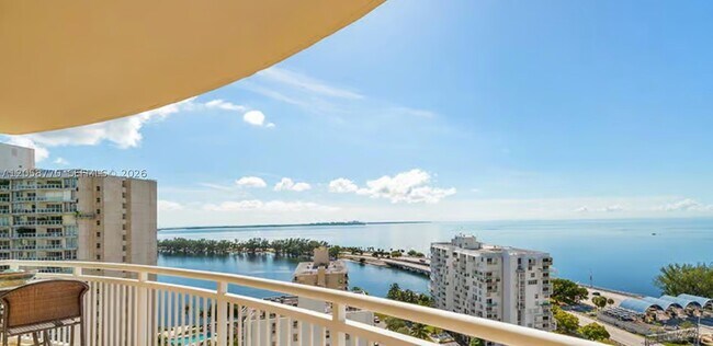 Building Photo - 2475 Brickell Ave