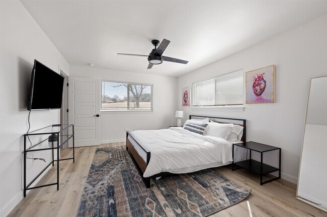 Building Photo - 6104 Reicher Dr