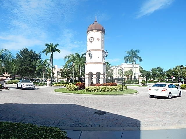 Building Photo - 108 SW Peacock Blvd