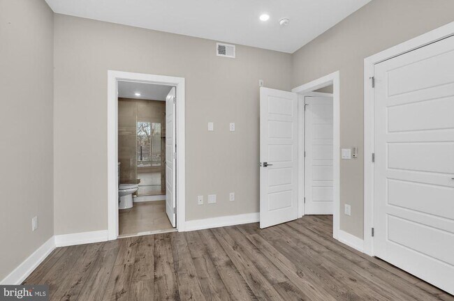 Building Photo - 2209 N Broad St