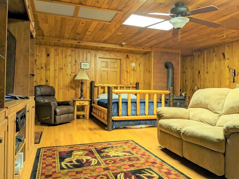 Building Photo - 322 Gobbler Knob Rd