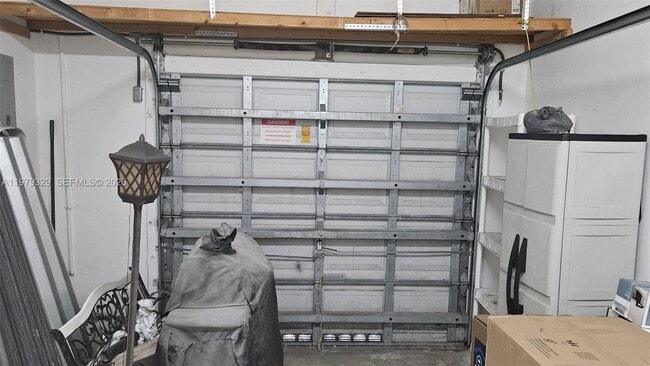 Building Photo - 16216 SW 103rd Terrace