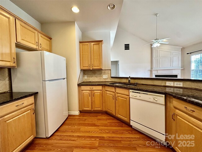 Building Photo - 14119 Eldon Dr