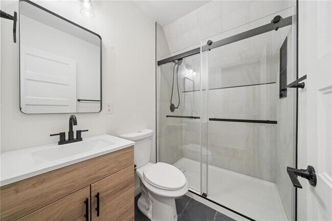 Building Photo - 1020 Jancey St