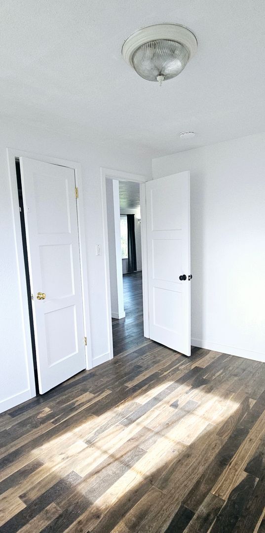 Building Photo - Mullen St. 3 bed/1bath North End with loft