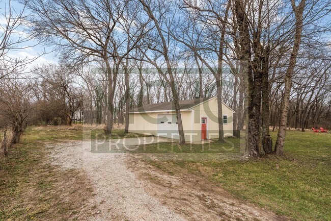 Building Photo - 14670 W 191st St