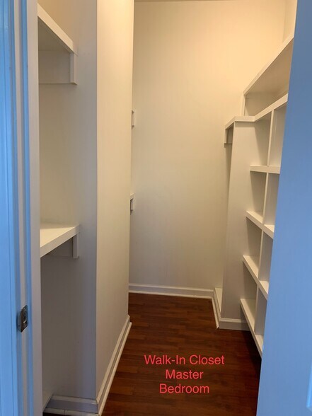 Building Photo - 2281 New Market Rd