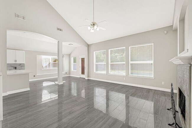 Building Photo - 3207 Crimson Coast Dr