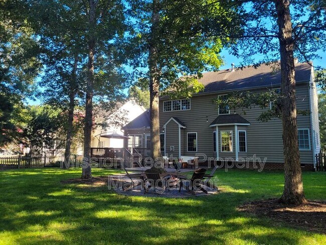 Building Photo - 9006 Birdsong Creek Ct