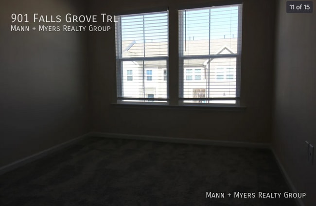 Building Photo - 901 Falls Grove Trl