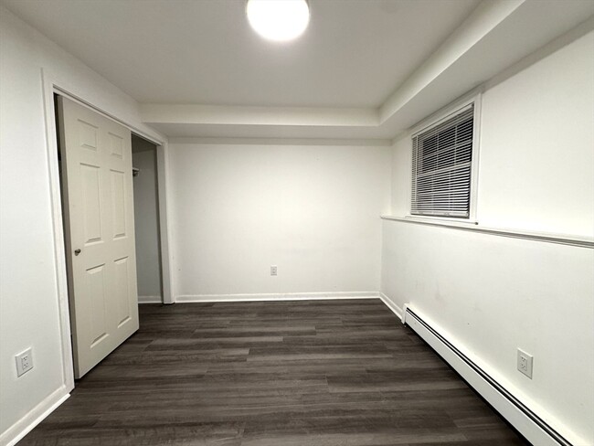 Building Photo - 805 Haverhill St