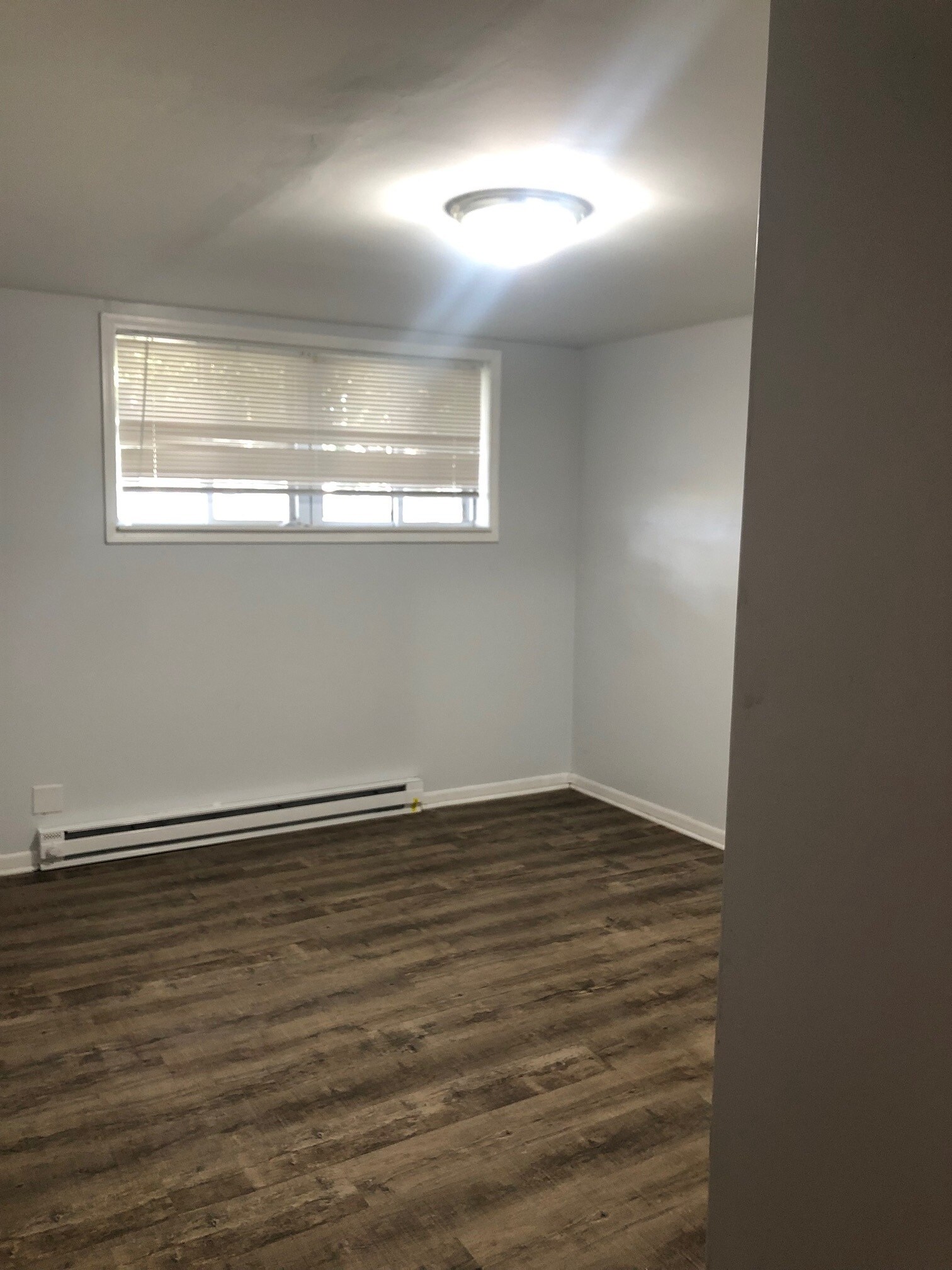 Building Photo - 4837 Grove St