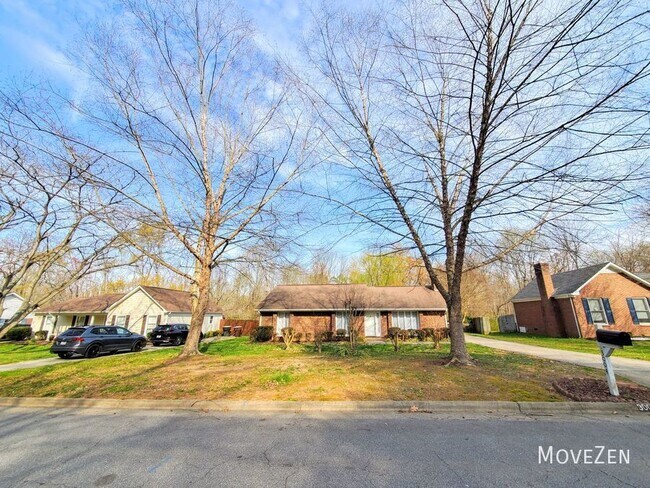 Building Photo - 3004 Bardwell Rd