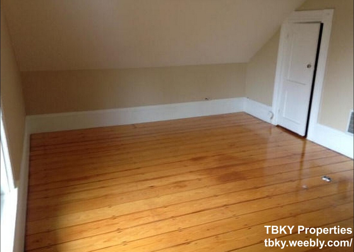 Building Photo - 22 Highgate St