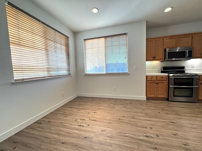 Building Photo - 5406 Martingale Ct