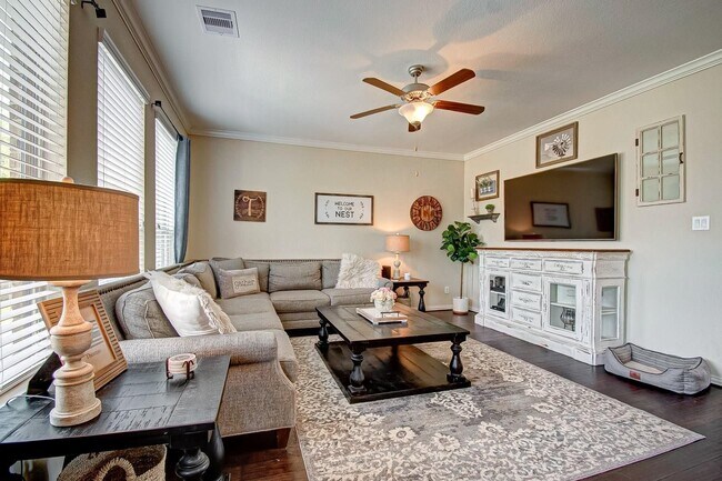 Building Photo - 31819 Chapel Rock Ln