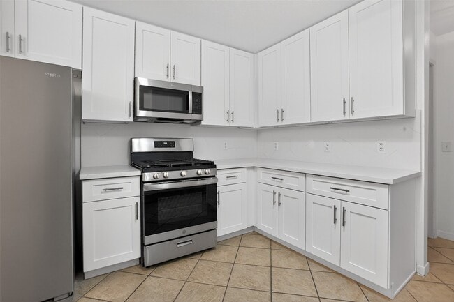 Building Photo - 17627 S Summit Canyon Dr