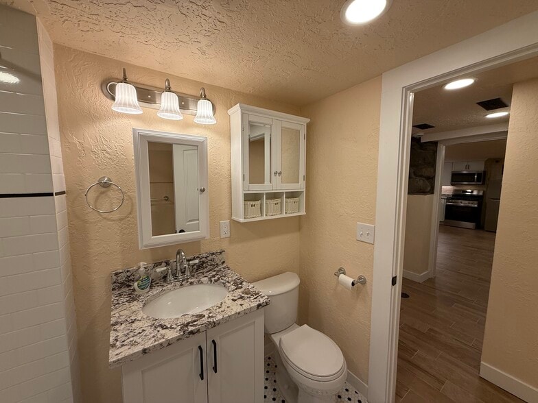 Building Photo - 452 S 800 E