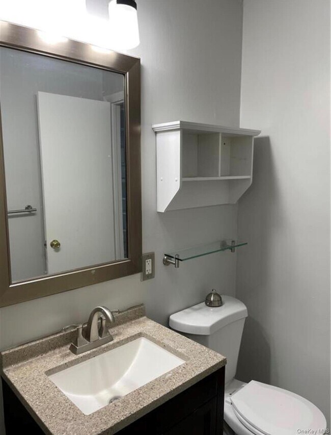 Building Photo - 58 Manor Dr