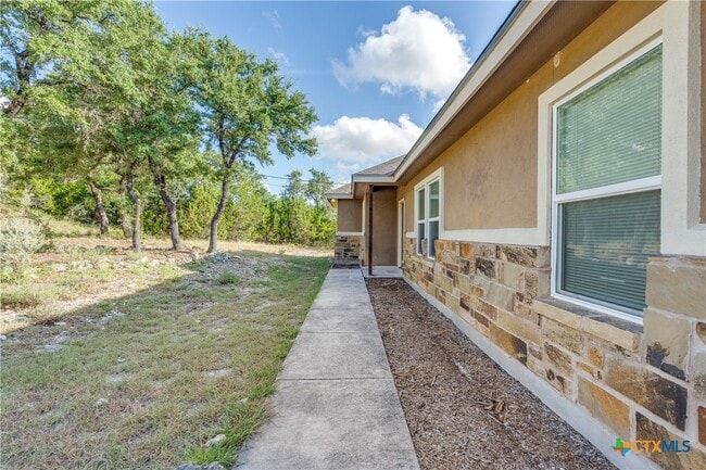 Building Photo - 1131 Rocky Ridge Loop