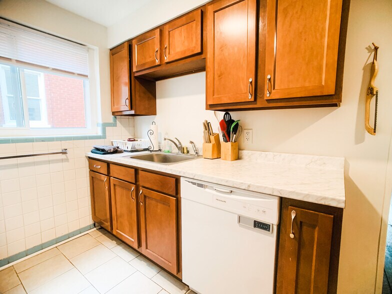 Kitchen #1 - 6408 Kennedy Ave