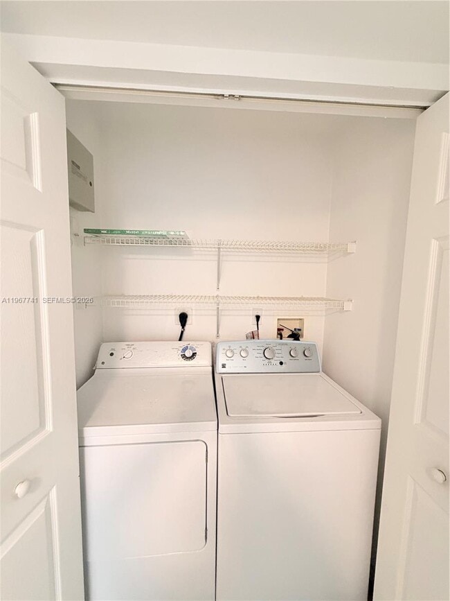 Building Photo - 11165 SW 6th St