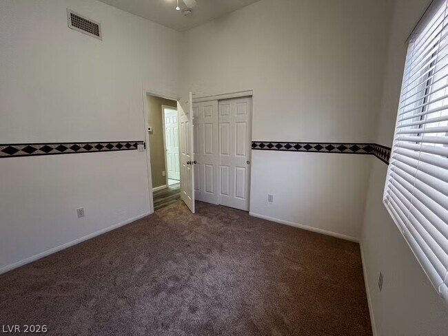 Building Photo - 8105 Guava Nectar Ave