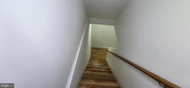 Building Photo - 1 Brattle Ct